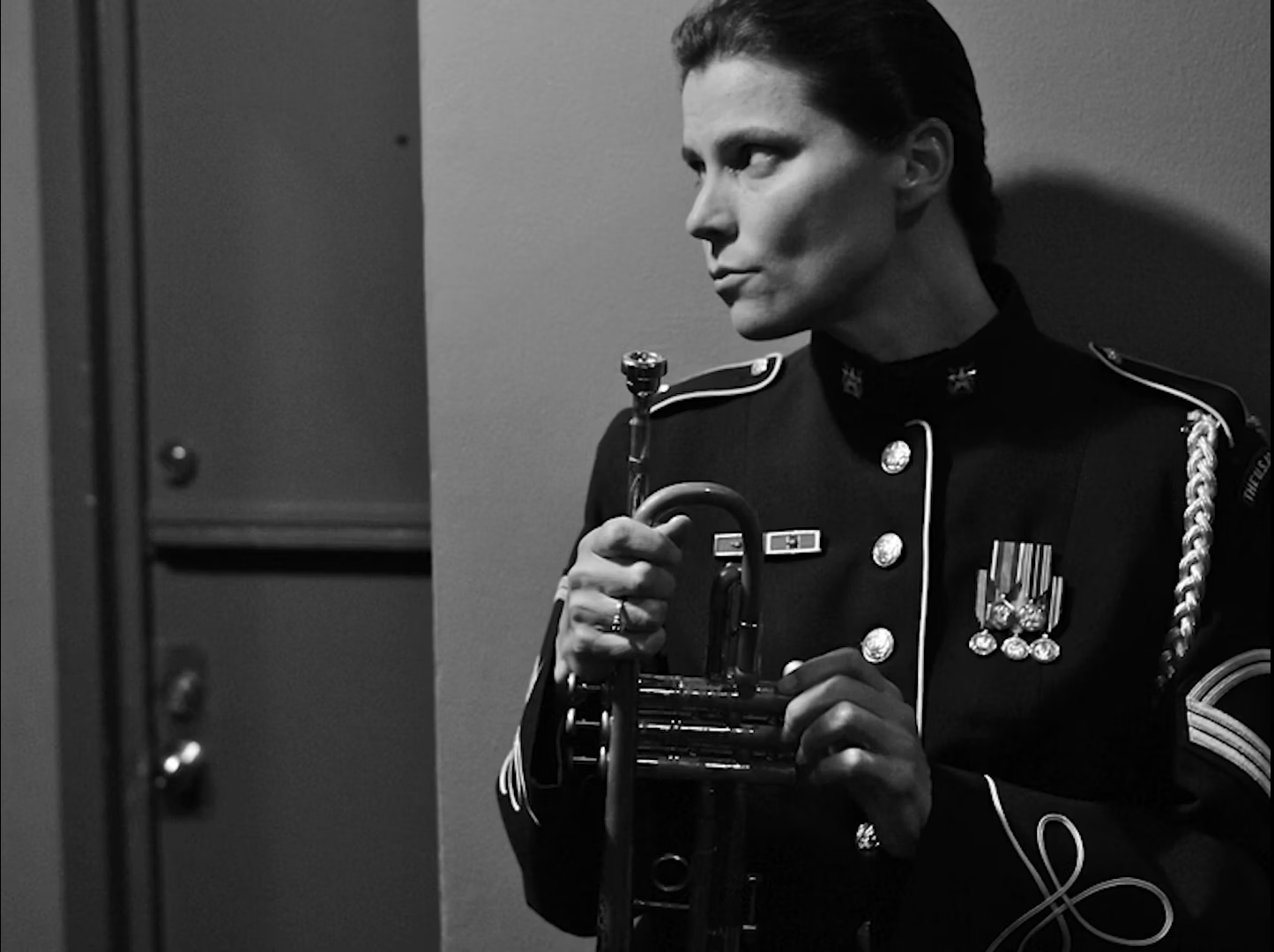 Liesl black and white